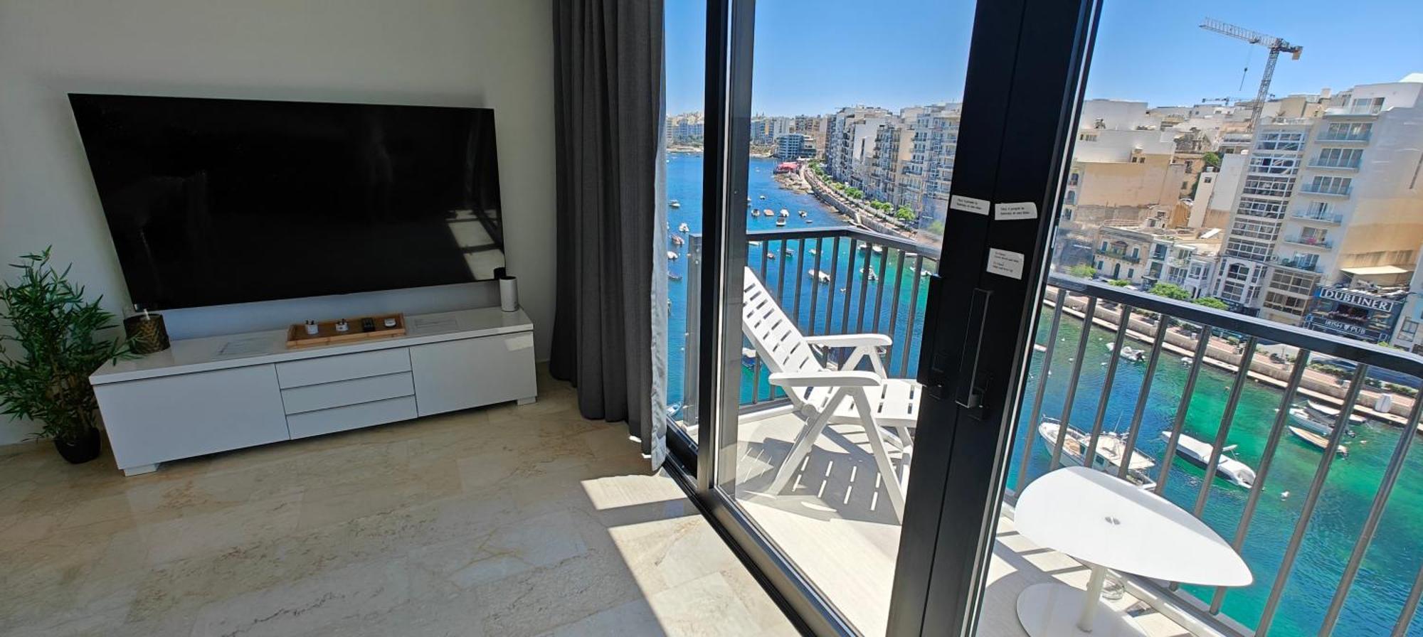 Apartamento Luxury Sea Front At Spinola Bay St Julians San Julián Exterior foto